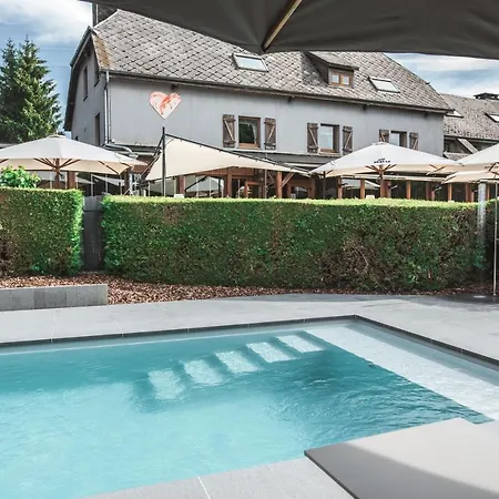 Au Coeur De Lacuisine Szálloda Florenville
