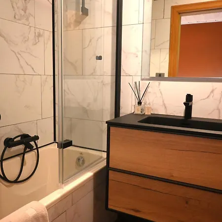 Au Coeur De فلورينفيل