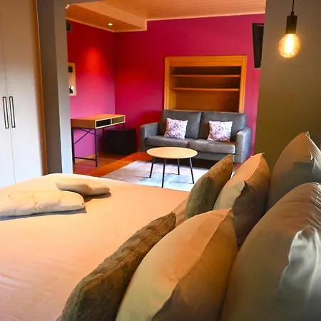 Hotel Au Coeur De Lacuisine 3*