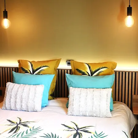 Au Coeur De فندق فلورينفيل